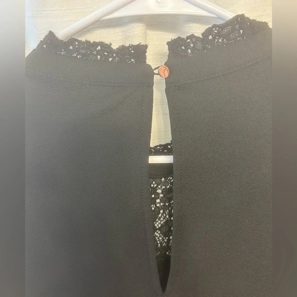 Xhilaration black dress with trumpet sleeves size M - Picture 3 of 7